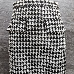 Houndstooth skirt